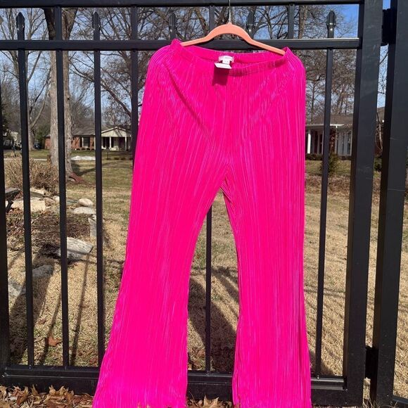 Good American Always Fit Plisse Pants NWT - Picture 9 of 9